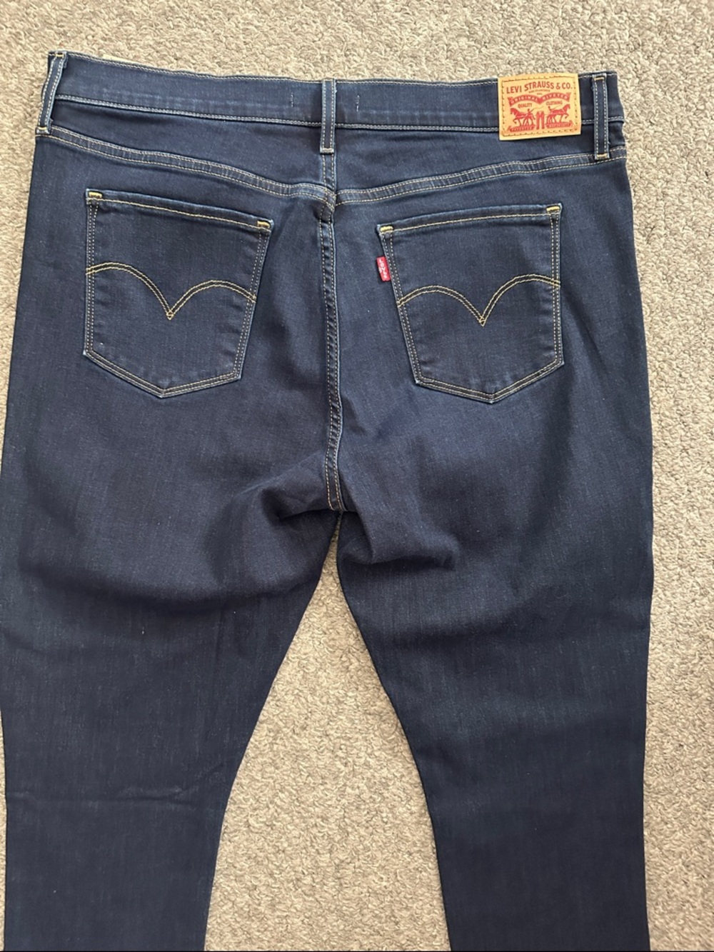 NWT Levi’s 311 Shaping Skinny Jeans Dark Wash